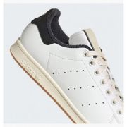 STAN SMITH