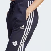 3-STRIPES HIGH RISE WITH CHENILLE FLOWER PATCHES