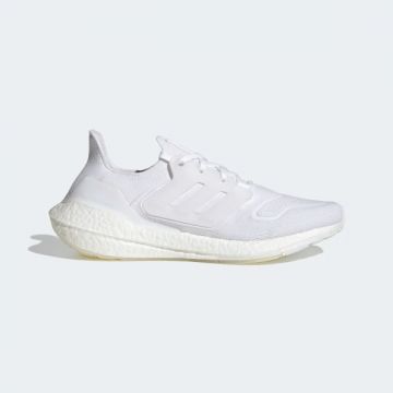 ULTRABOOST 22 